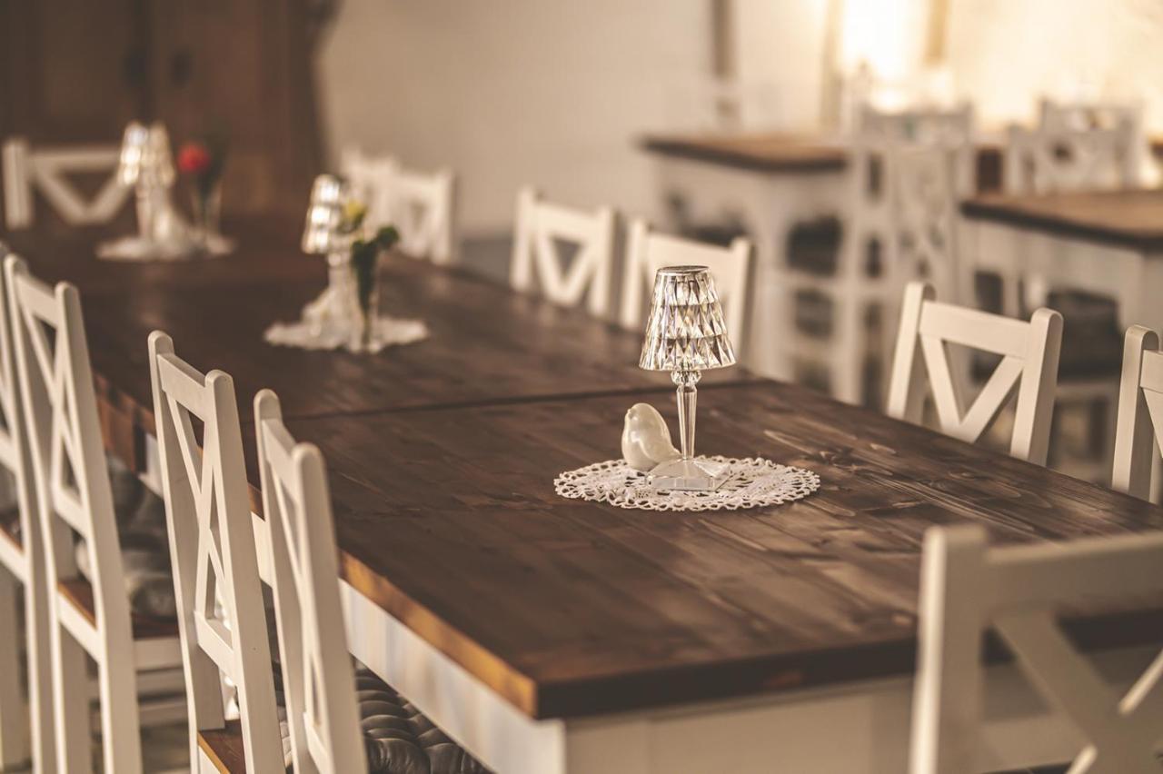Palkonyha Panzio Speiz Gasztromuhely Bed & Breakfast Palkonya Ngoại thất bức ảnh